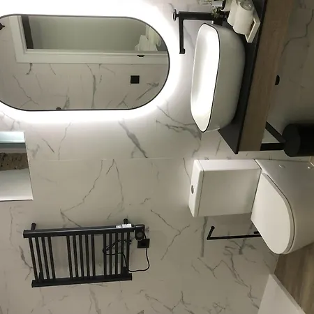 Apartment 04