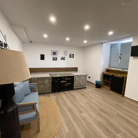 04 Apartment *